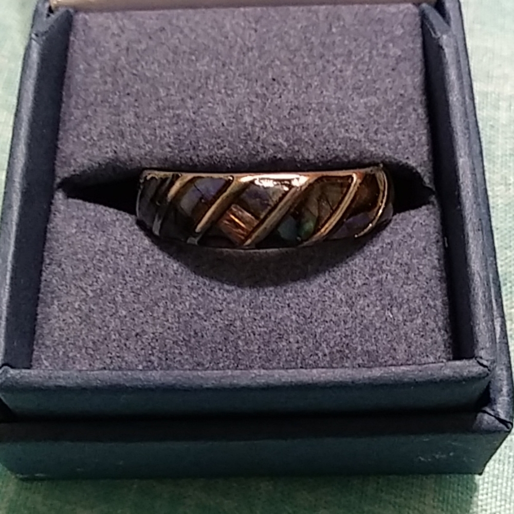 Men's ring